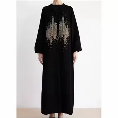 Éadaí Bróidnithe Eorpacha